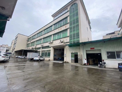 (出租) 东莞周屋标准厂房仓库1500平低价出租带办公室装修水电齐全空地大图2