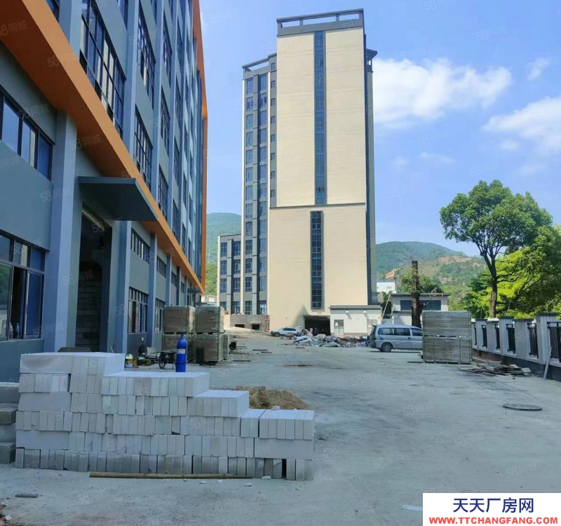 (出租) 东莞清溪客运站周边全新标准厂房大小可分租
