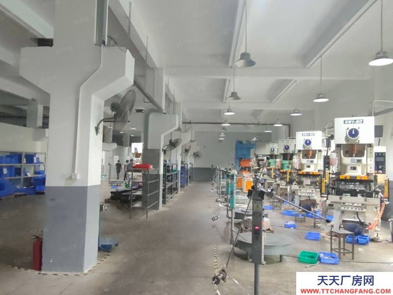 (出租) 东莞凤岗五联厂房低价出租，可办环评，一楼1800平分租