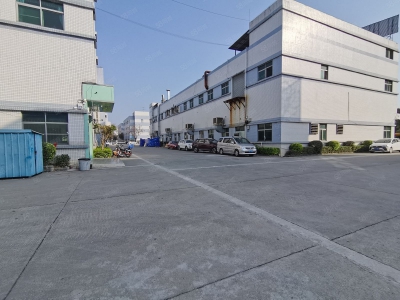 (出租) 东莞凤岗五联一楼1000平2000平3000平厂房原房东出租图1