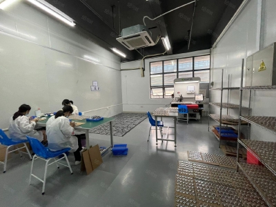 (出租) 原房东直租东莞凤岗新出楼上2000平豪华装修办公室无尘车间图2