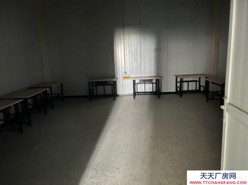 枣庄薛城交通便利紧邻光明大道，位置优越