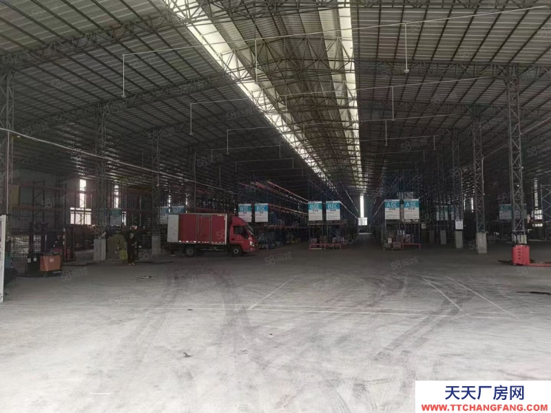 (出租) 东莞厂房招租常平镇新出单一层1800平方厂房出租超大空地可分租。