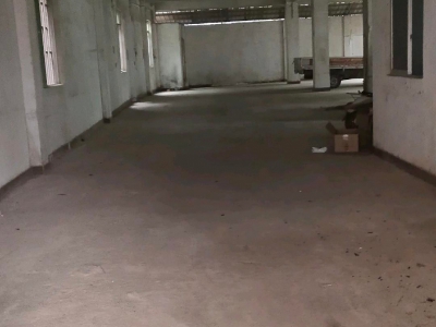 南宁市西乡塘区(出租) 一楼厂房出租，在路边，交通方便，水电齐全，房高4.2米图1