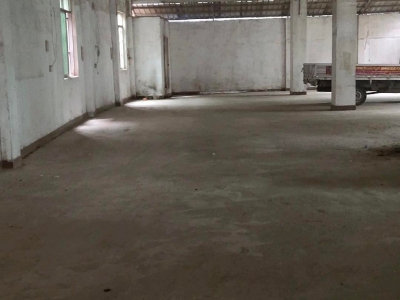 南宁市西乡塘区(出租) 一楼厂房出租，在路边，交通方便，水电齐全，房高4.2米图4