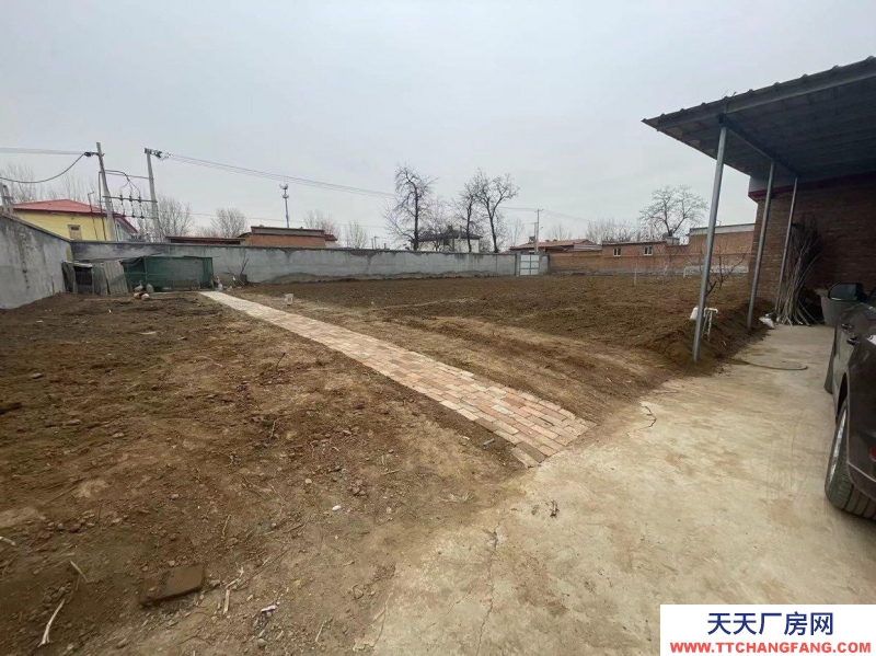 保定 容城  固城固德引线旁边，东邻107，西邻辛木高速