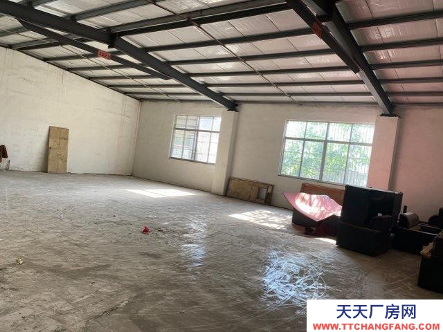 枣庄峄城门面，办公，厂房，仓库共1000余平可整体可分租。