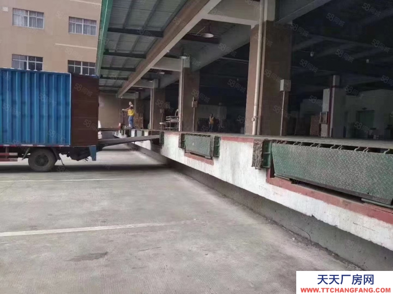 (出租) 东莞凤岗新出3000平方米楼上仓库出租）适合物流，电商，仓储