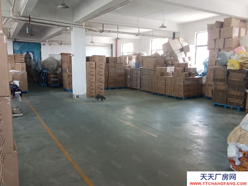 宁波海曙(出租) 集士港工业区3楼厂房，交通进出特别方便，厂房里外形象都很好。