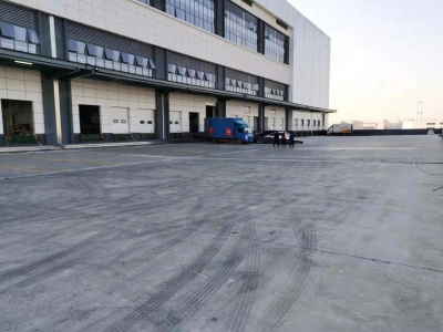 (出租) 东莞寮步高速出口附近新出标准物流仓库20000平方可以分组带卸货图2