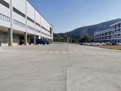 (出租) 东莞大岭山镇高速出口附近高标可双边卸货物流仓库20000平米招租图1