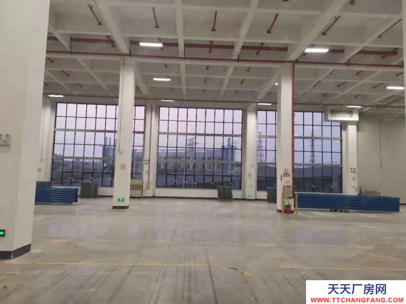 (出租) 东莞大岭山镇高速出口附近高标可双边卸货物流仓库20000平米招租