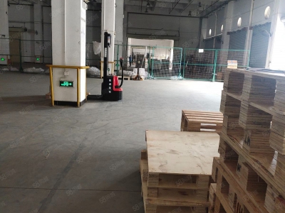 (出租) 东莞寮步镇新出高标仓高台仓库，3层共计32000方，高度7米，图2