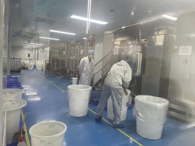 (出租) 广州白云江高 1600平现成化妆品厂出租 有现成证件 环保设备图3