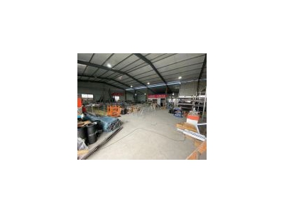 (出租)荆州沙市 低价出租沙市农场旁400平厂房（带断桥窗设备）700平空地图4