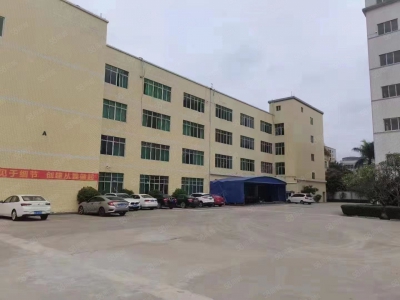 (出租) 广州花都花山镇三东大道附近工业园区厂房二楼1800平方出租，电梯3吨图1