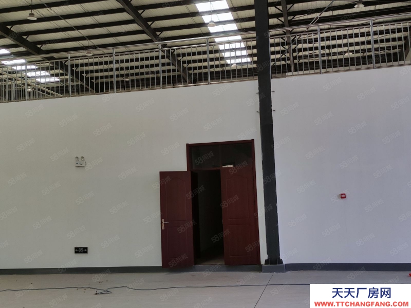 东营智能装备园区 飞机场旁 1500平独院单一层厂房出租