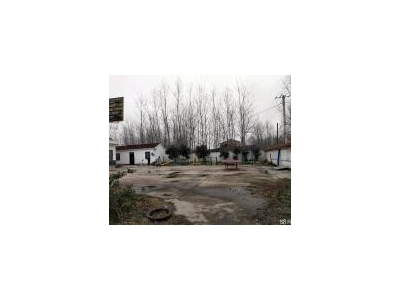 (出租) 荆州石首原泥北村部 大型场地厂房招租图1