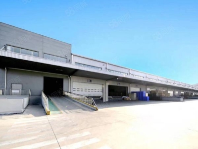 苏州市张家港 城北100000平米丙二类仓库双边出租可分租4000形象好图2