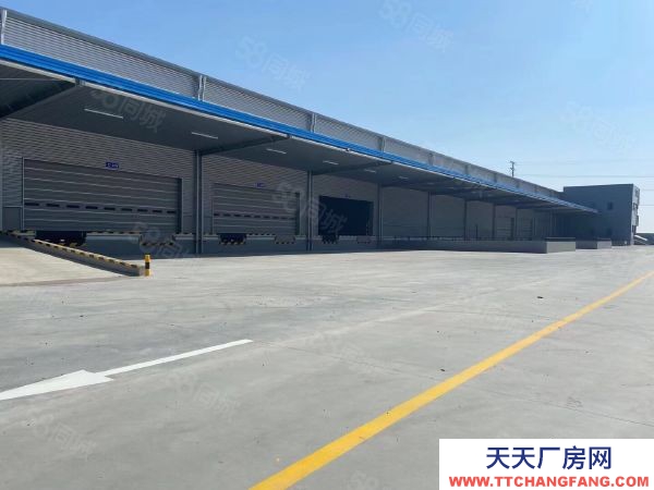 苏州市张家港 城北100000平米丙二类仓库双边出租可分租4000形象好
