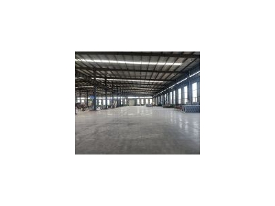 (出租)十堰茅箭 龙门工业园1850平车间 半挂通车间门口图4