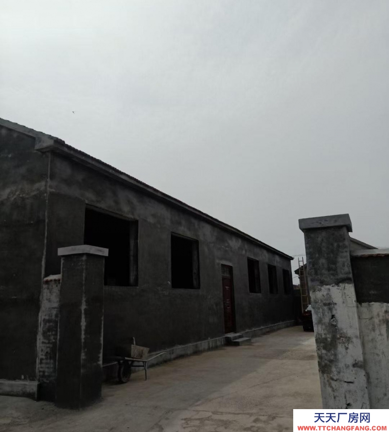 东营位于酒厂东邻，振兴路北，新建厂房270平米