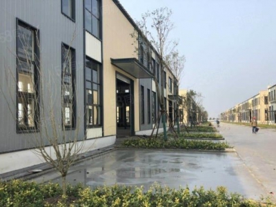 苏州市常熟市园区全新厂房出售，底层层高7.8，50年产权，产证可分割图1