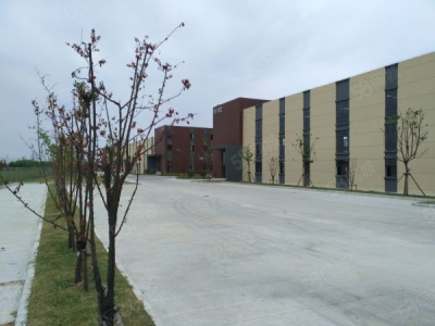 苏州市常熟市园区一手厂房出售，两层，两层半产品，面积1500至5000平图1