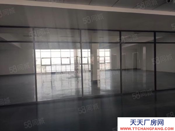 苏州市常熟市尚湖，货梯口，340平，双开玻璃门，生产，组装，电子，办公等