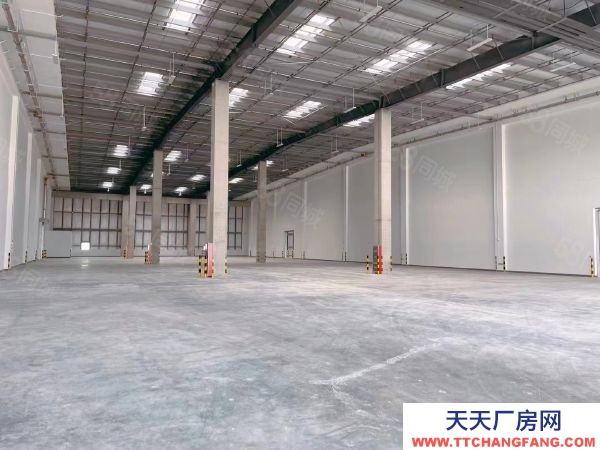 苏州市常熟莫城30万平高标仓现房出租，中心枢纽交通便利，价格面议！