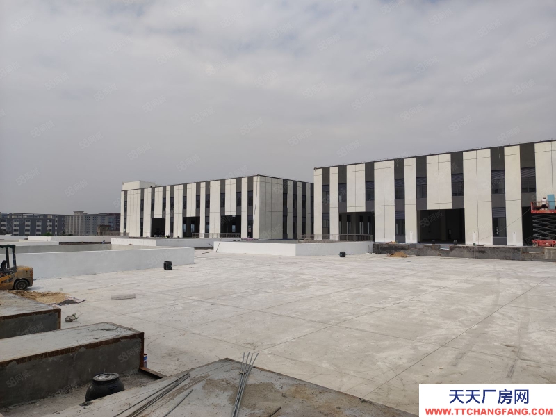 (出租) 广州花都5000平花东全新高标坡道仓库原房东直租，机场和高速出口旁