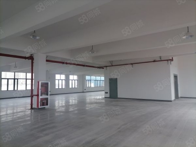 苏州市常熟市莫城楼上电商仓库1300平出租，环境好，租金便宜，交通便利图3