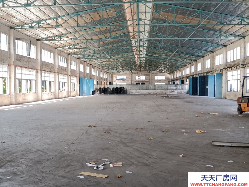 (出租)广州花都金田工业园3580仓库证件齐全，交通方便。形象佳，空地大