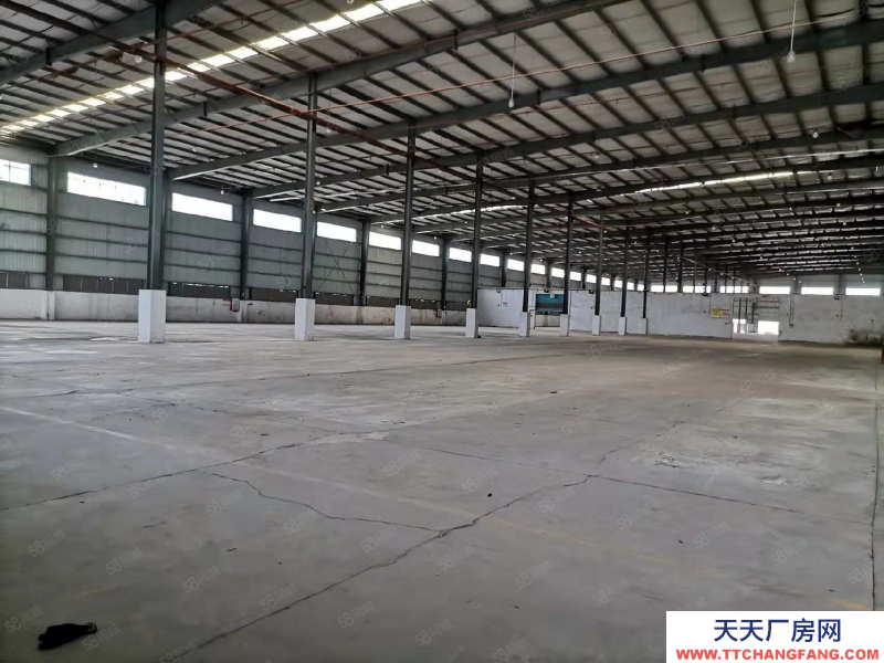 (出租) 广州黄埔萝岗区6500平标准仓，仓库运动场均可，交通便利，采光好