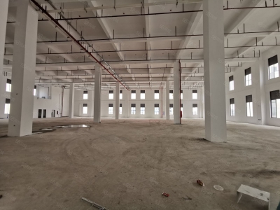 (出租)广州花都普洛斯仓库标准，白云机场双面卸货仓库出租，大小可租图1