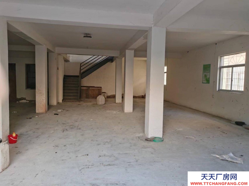 (出租) 阜阳颍州城南仓库出租门口可停大车价格实惠可谈可改货梯可分租