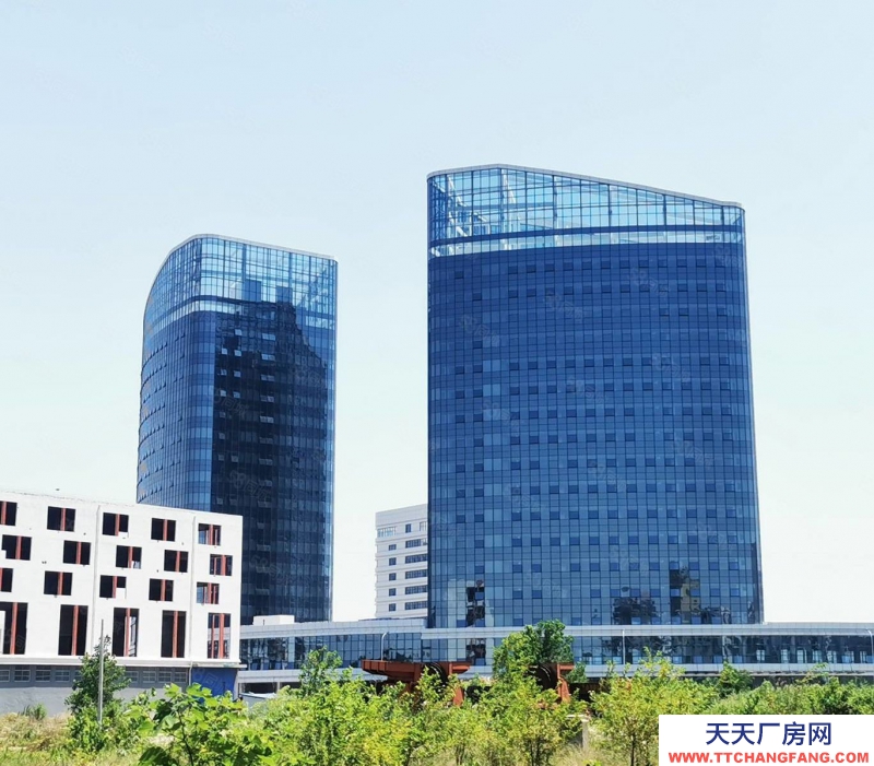 (出租) 阜阳颍泉临沂商城旁 佳海产业园厂房出租 带院子 随时可看房！