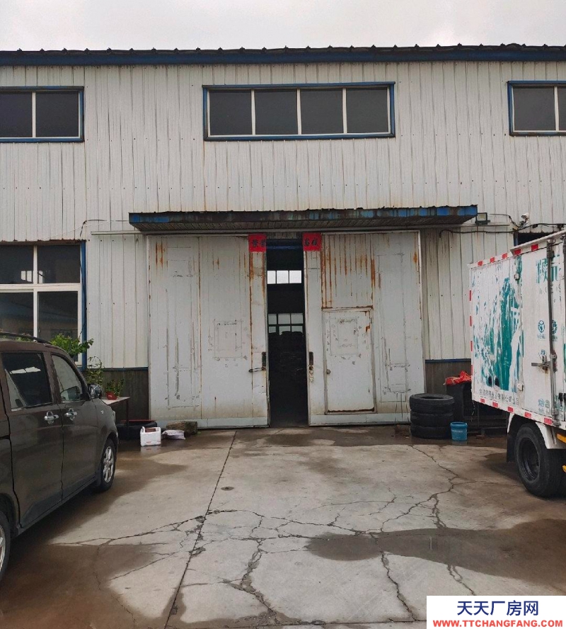 芝罘库房在大院内，安全可靠，利用率高，层高7米，可长期租