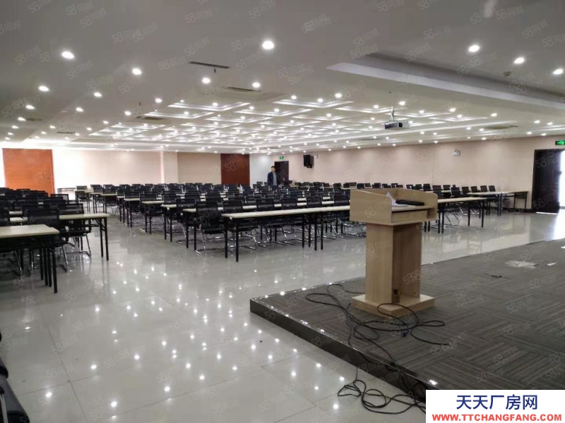 (出租) 阜阳阜南145平3600平 大通道仓库厂房 大车可进 消费齐全