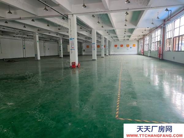 苏州市相城区黄埭工业区 标准厂房一楼1000平 车辆进出便利