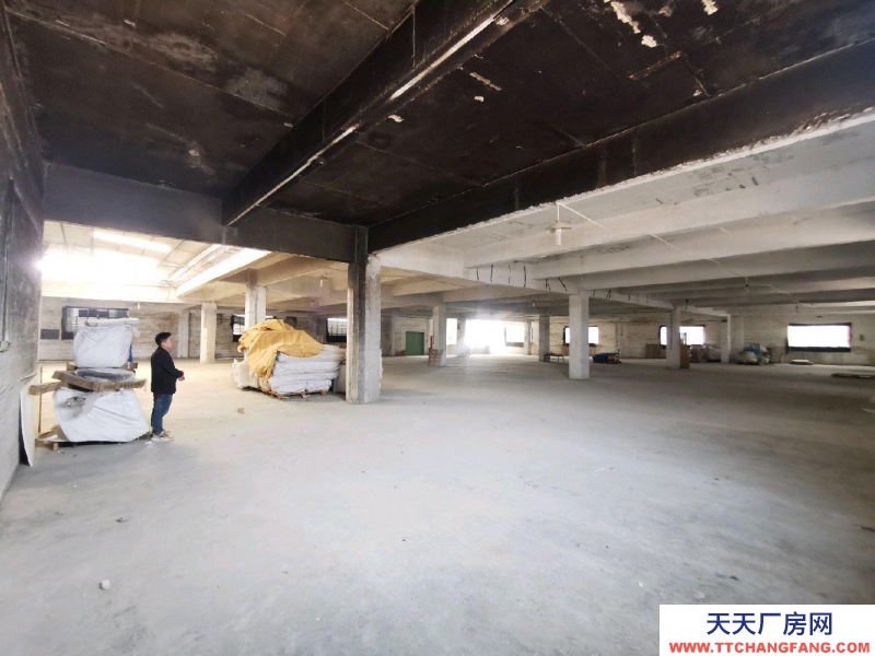 (出租) 佛山顺德乐从仓库每平7元出租每层1700平方米