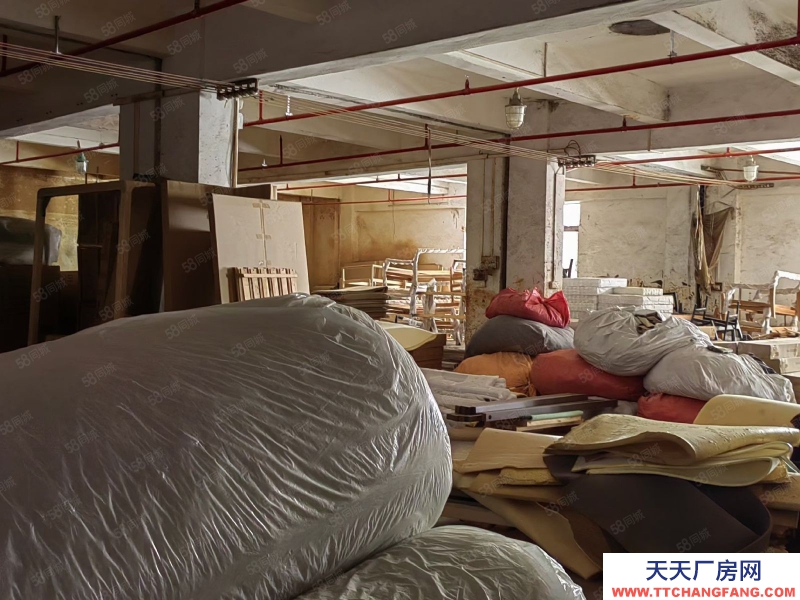 (出租) 佛山顺德龙江厂房仓库出租3000平方两层，有现成办公室和展厅，位置好