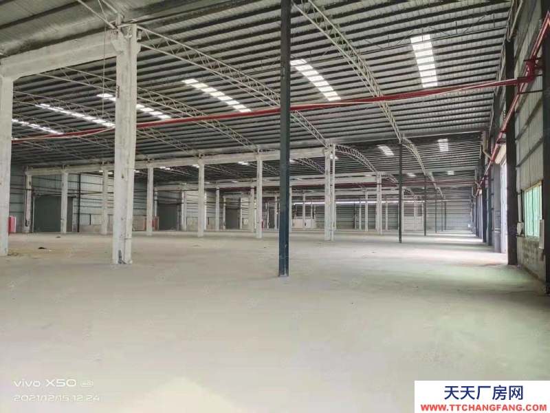 (出租) 佛山顺德容桂扁窖工业园区仓库低价出租，带车位及空地直对房东