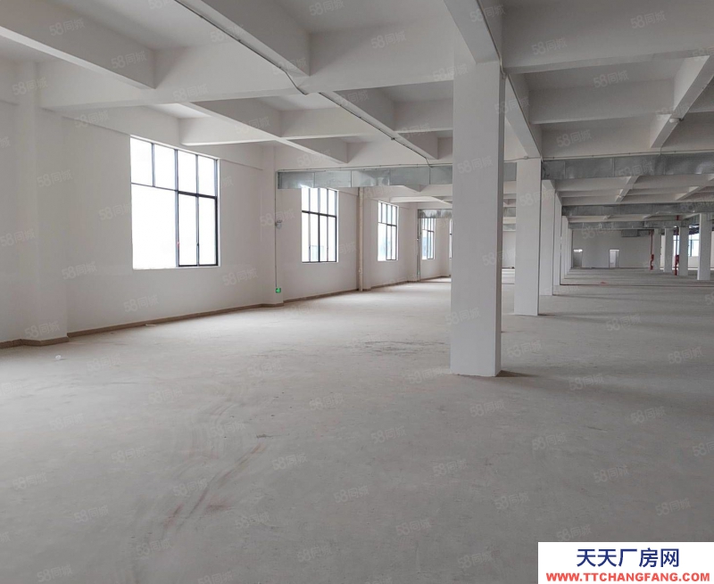 (出租) 佛山三水芦苞50000方厂房厂库出租，房东直租价格10元，交通便