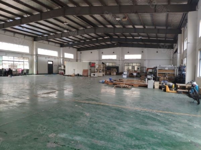 苏州市吴中经开区 横泾独栋火车头厂房2400平 高7米 大车好进出图1