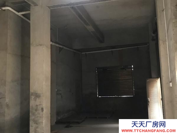 益阳市赫山区 交通方便，安全，车可以直接开进里面上下货方便