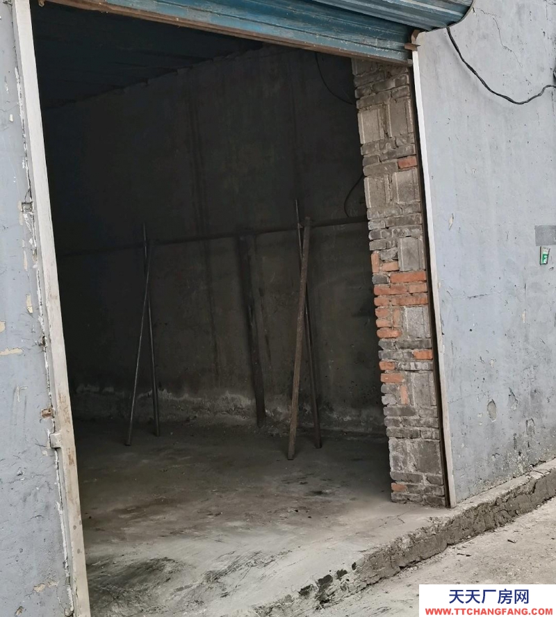 唐山 路南  长途汽车东站附近库房出租