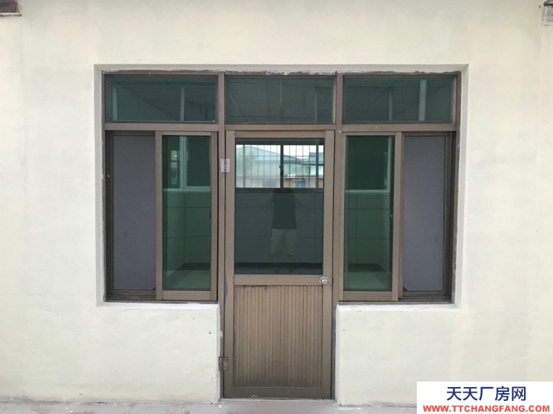 唐山 丰润 二环路旁厂房出租，水电齐全，新装修，可办公居住小型车间