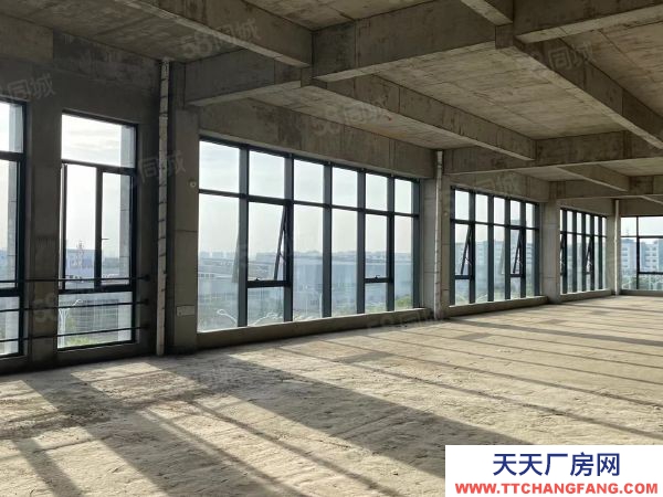 苏州市金阊区姑苏地铁口 1000平单层厂房，得房率高，研发办公生产排布优