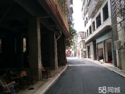 益阳市资阳区可出租出售 桥北好吃一条街金花湖小区 仓库 350平米图2